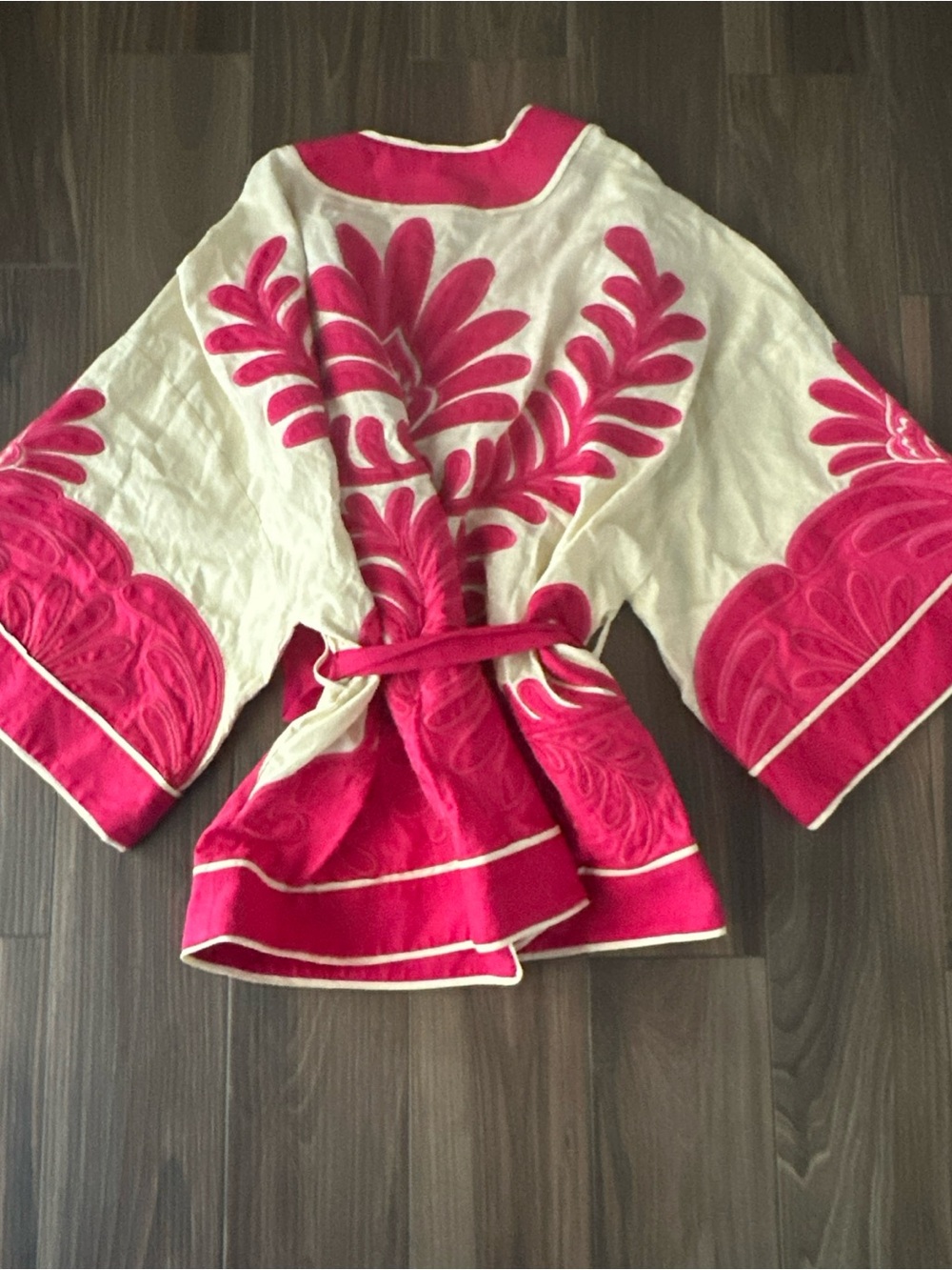 FARM Rio
Spring Arabesc
Belted Jacket Size - M - Picture 7 of 7